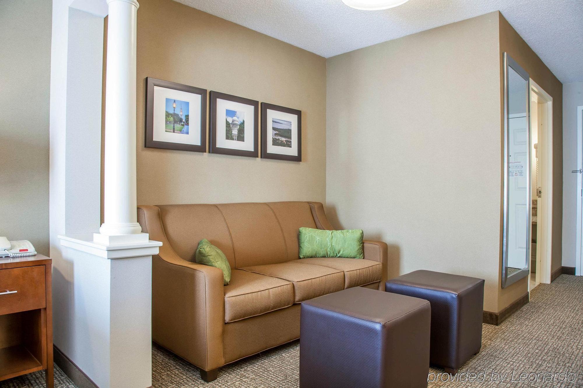 Comfort Suites West Warwick - Providence Exterior foto
